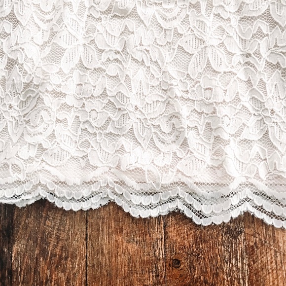 H&M Lace Pencil Skirt - Picture 3 of 4